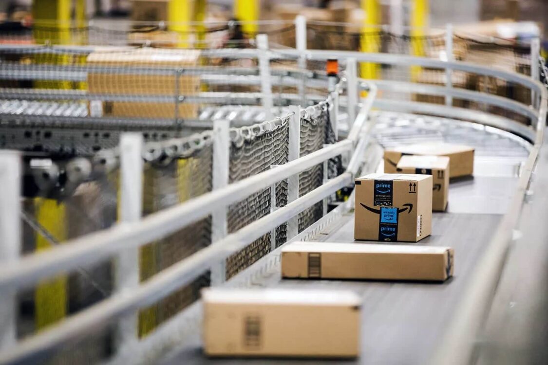 Trump Tăng Thuế 125% Khiến Người Bán Amazon Trung Quốc Chao đảo Featured
