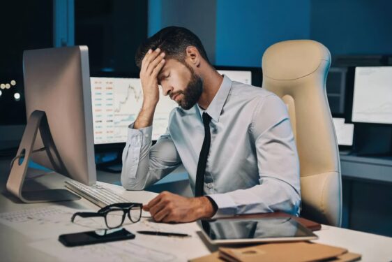 Indeed và Glassdoor sa thải 1.300 nhân sự do AI: Ngành tuyển dụng thay đổi ra sao?