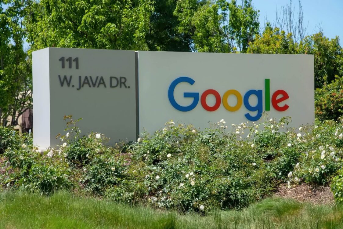 Google bị yêu cầu bồi thường 425 triệu USD vì theo dõi người dùng trái phép