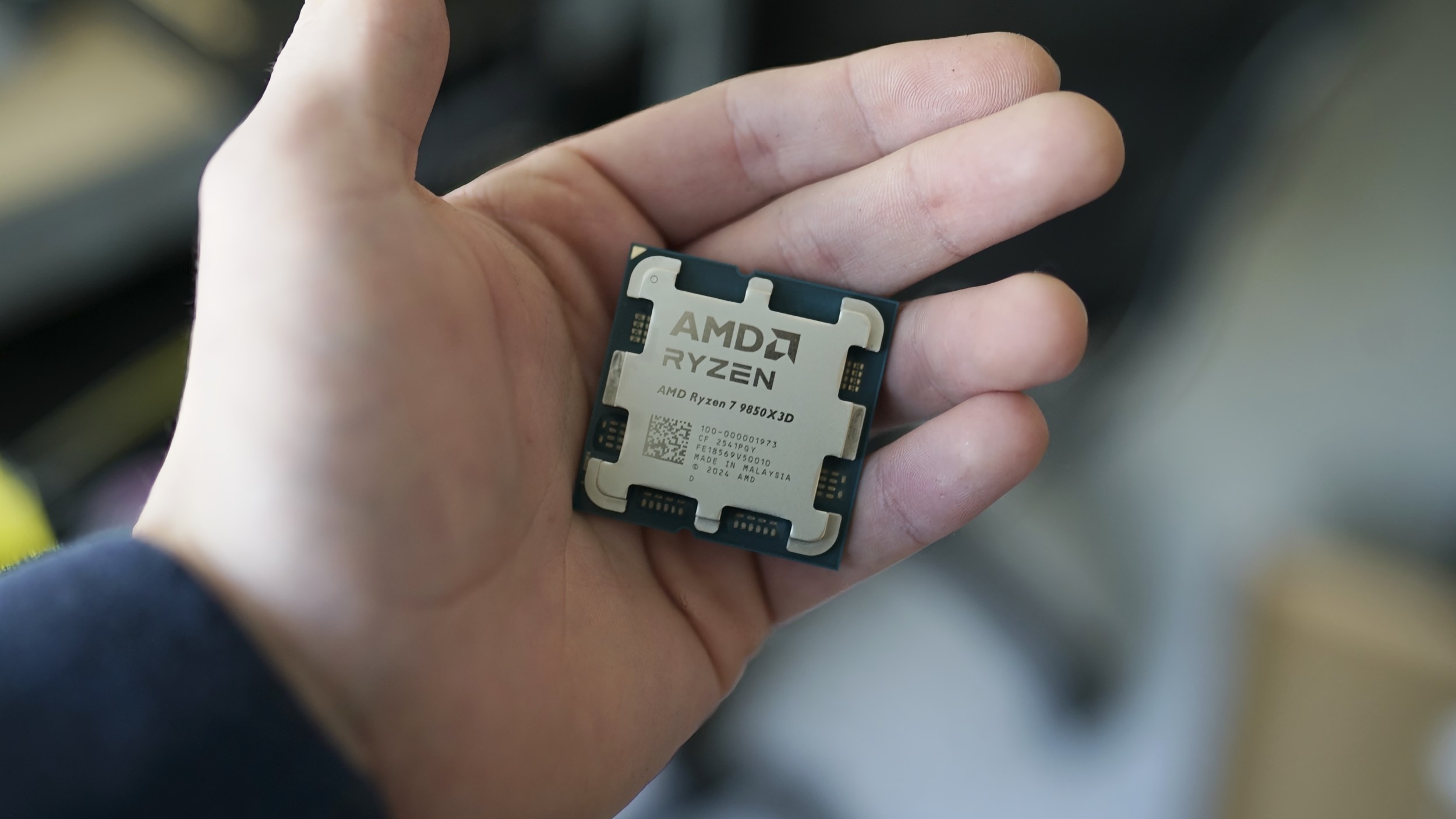 AMD đang cảnh báo điều gì ở nửa cuối năm? AMD đang cảnh báo điều gì ở nửa cuối năm?