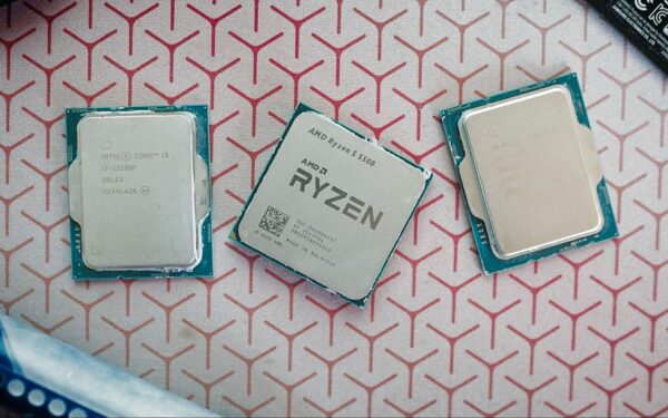 CPU 100 USD nào đáng mua: Ryzen 5 5500 hay Core i3 DDR4?
