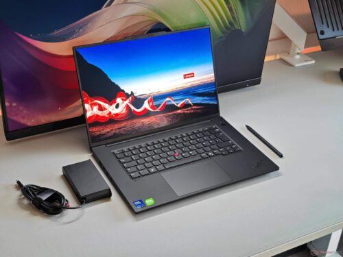 Đánh giá ThinkPad T1g Gen 8 (2026): Siêu phẩm đồ họa di động thực sự